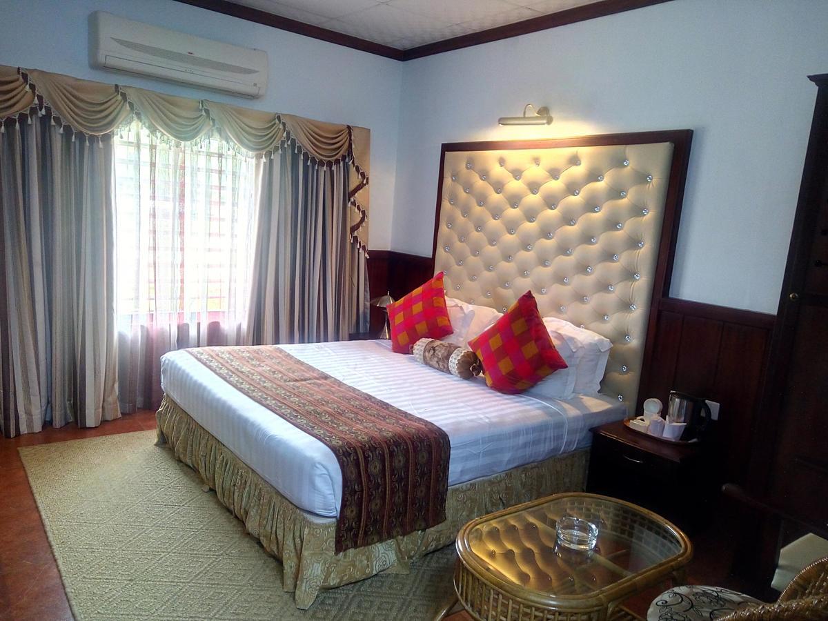 Regant Lake Village, Kollam. Chavara Exterior foto
